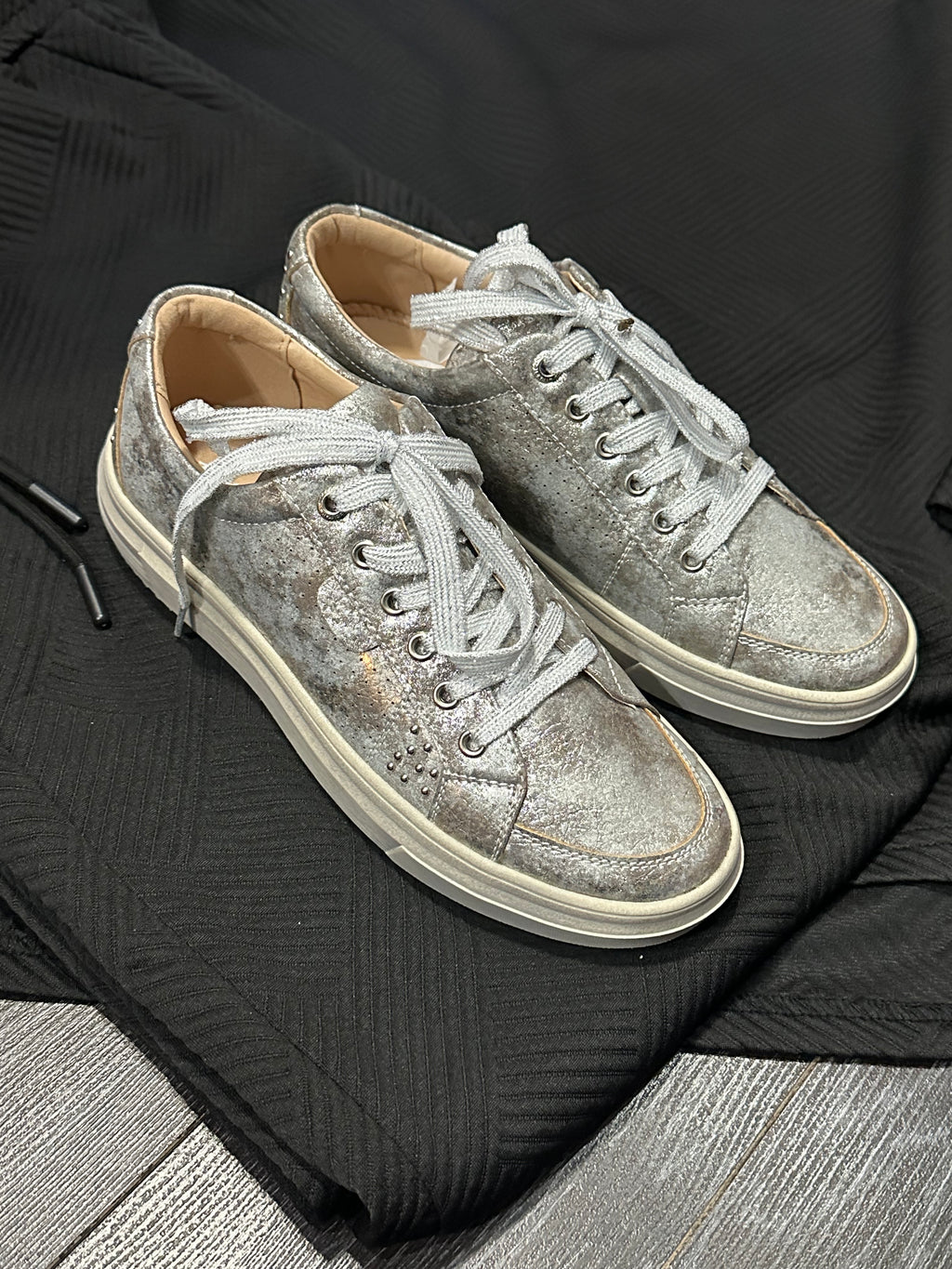 Down Time Sneakers by Corkys (Silver Metallic)