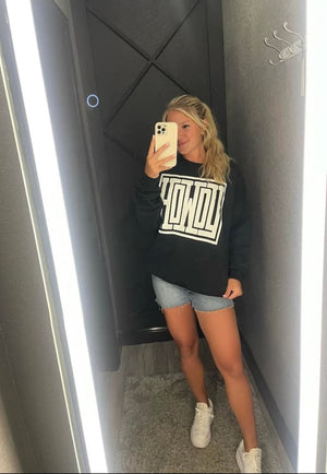 Howdy Graphic (Black)