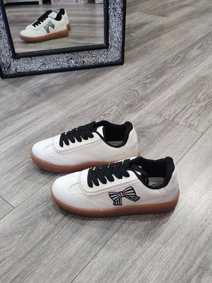 Jessie Bow Shoes (White/Black)