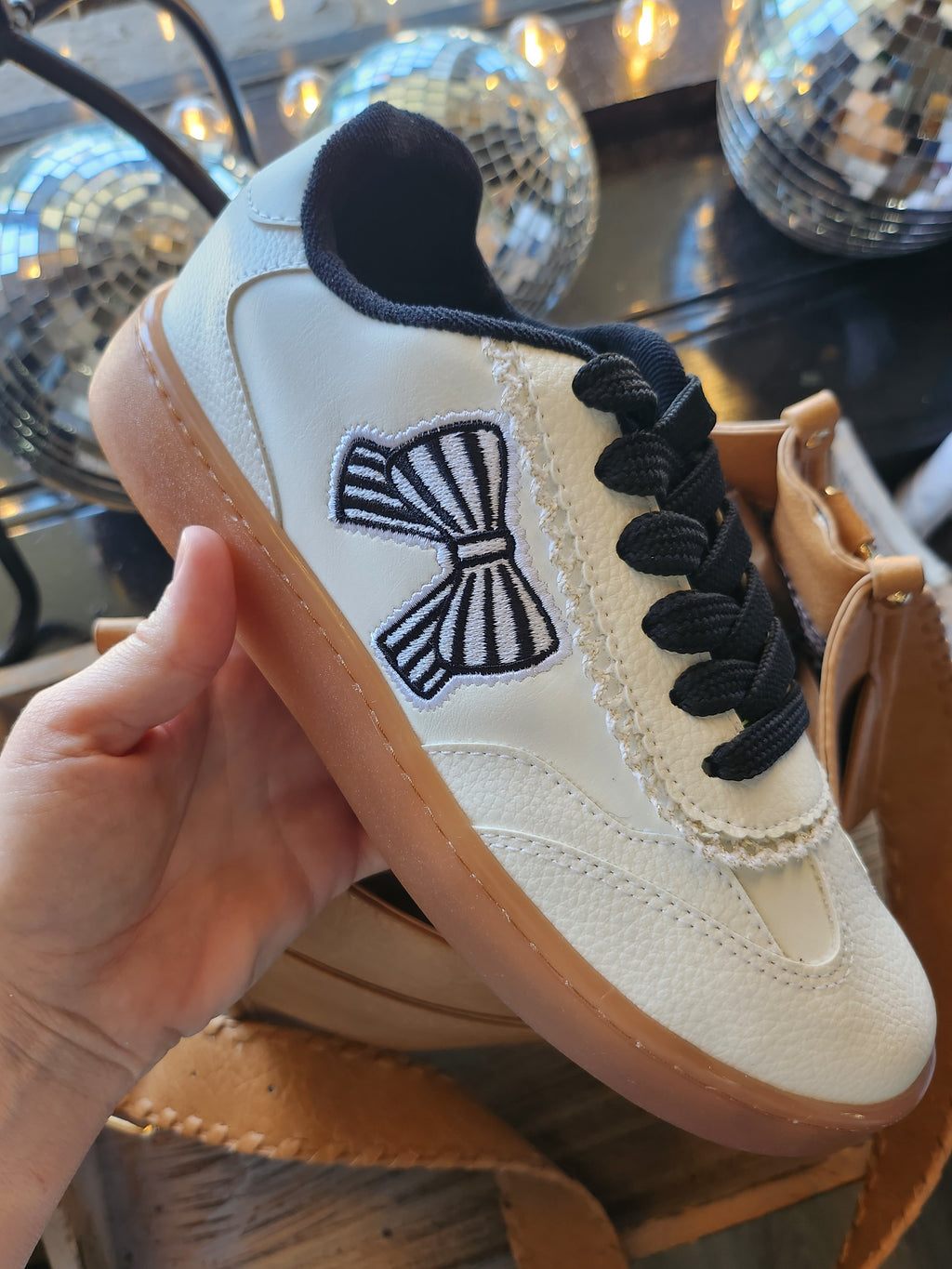 Jessie Bow Shoes (White/Black)
